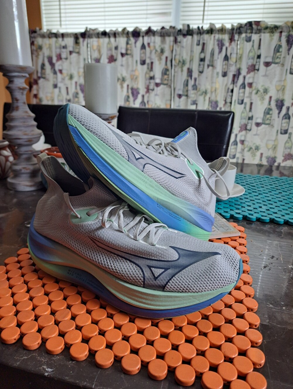 Mizuno Neo Vista Men's Lace Up Low Top Running Sneakers Gray Green Blue Size 11